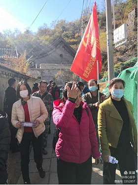 追尋紅色記憶 緬懷革命先烈――北京路路通保潔服務(wù)有限公司黨支部舉辦主題黨日活動(dòng)(圖9) 追尋紅色記憶 緬懷革命先烈――北京路路通保潔服務(wù)有限公司黨支部舉辦主題黨日活動(dòng)(圖9)